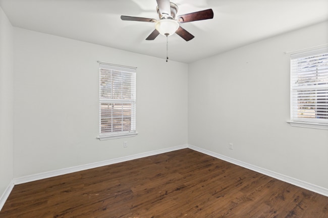 Photo - 3281 Woodard Dr