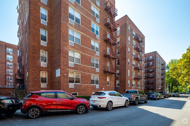 Photo - 9201 Shore Rd