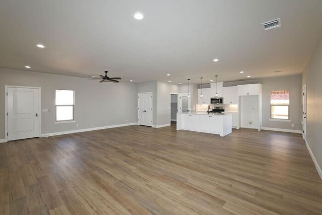 Photo - 4707 Scotty Dr