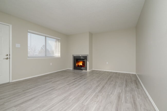 Meadowlark Apartments - Meadowlark Apartments