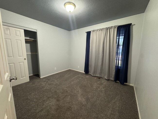 Photo - 435 Arvilla Ct