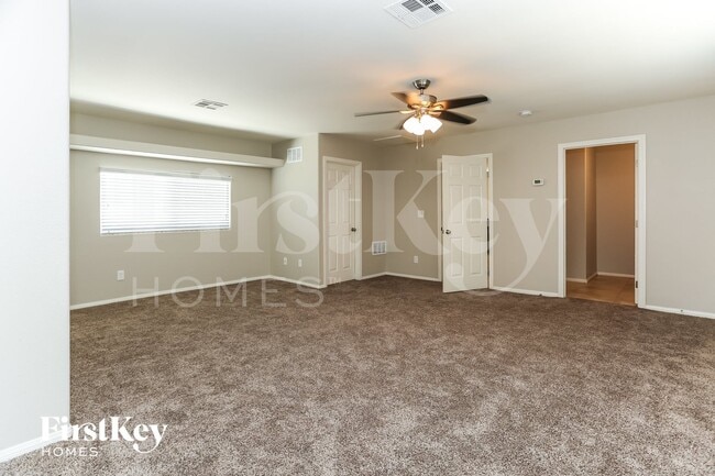Photo - 3837 S Syracuse Dr