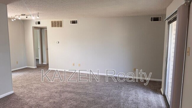 Photo - 6774 Enchanted Oak Pl Unit 4