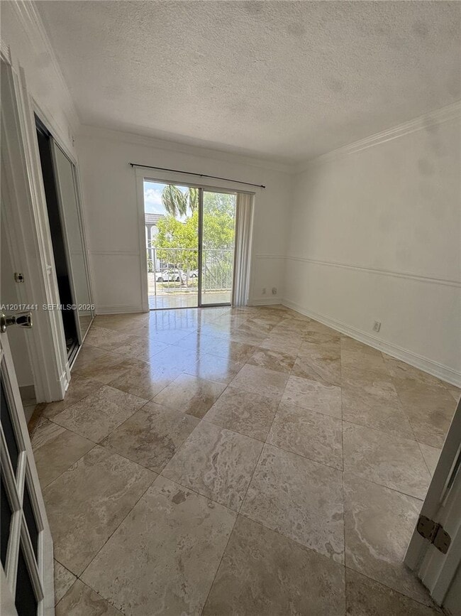 Photo - 1407 NE 56th St Unidad 316