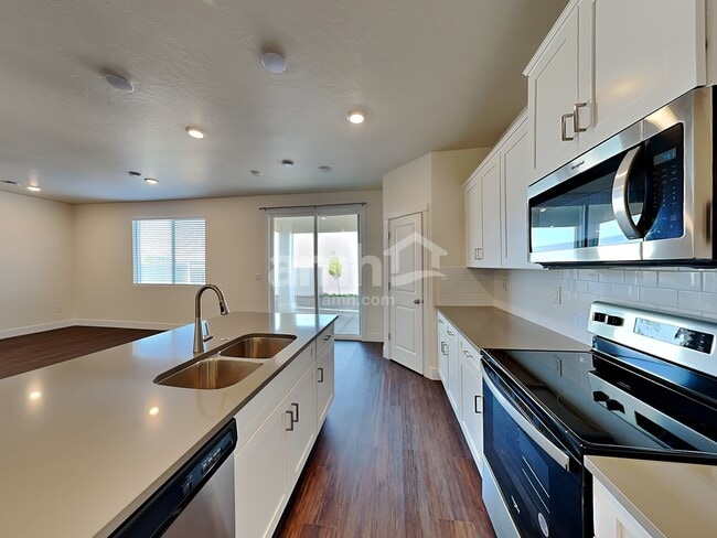 Photo - 4113 Keklik Ave