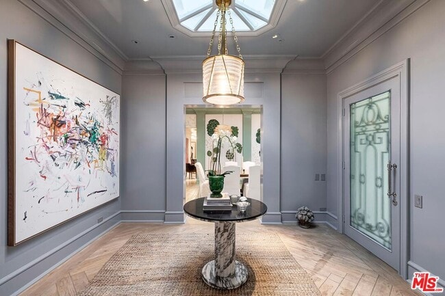 Photo - 2353 Bowmont Dr