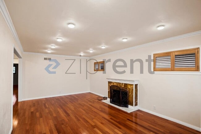 Photo - 1141 Kiely Blvd