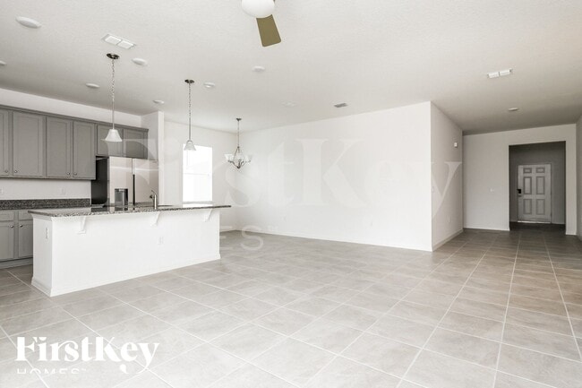 Photo - 1577 Isleta Lp