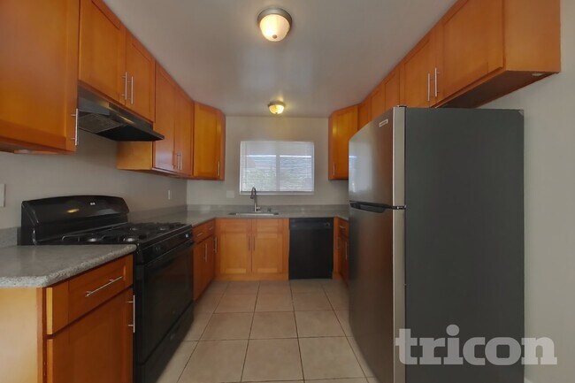 Photo - 1432 Lilac Ln