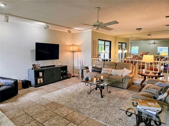 Photo - 4870 Kestral Park Cir