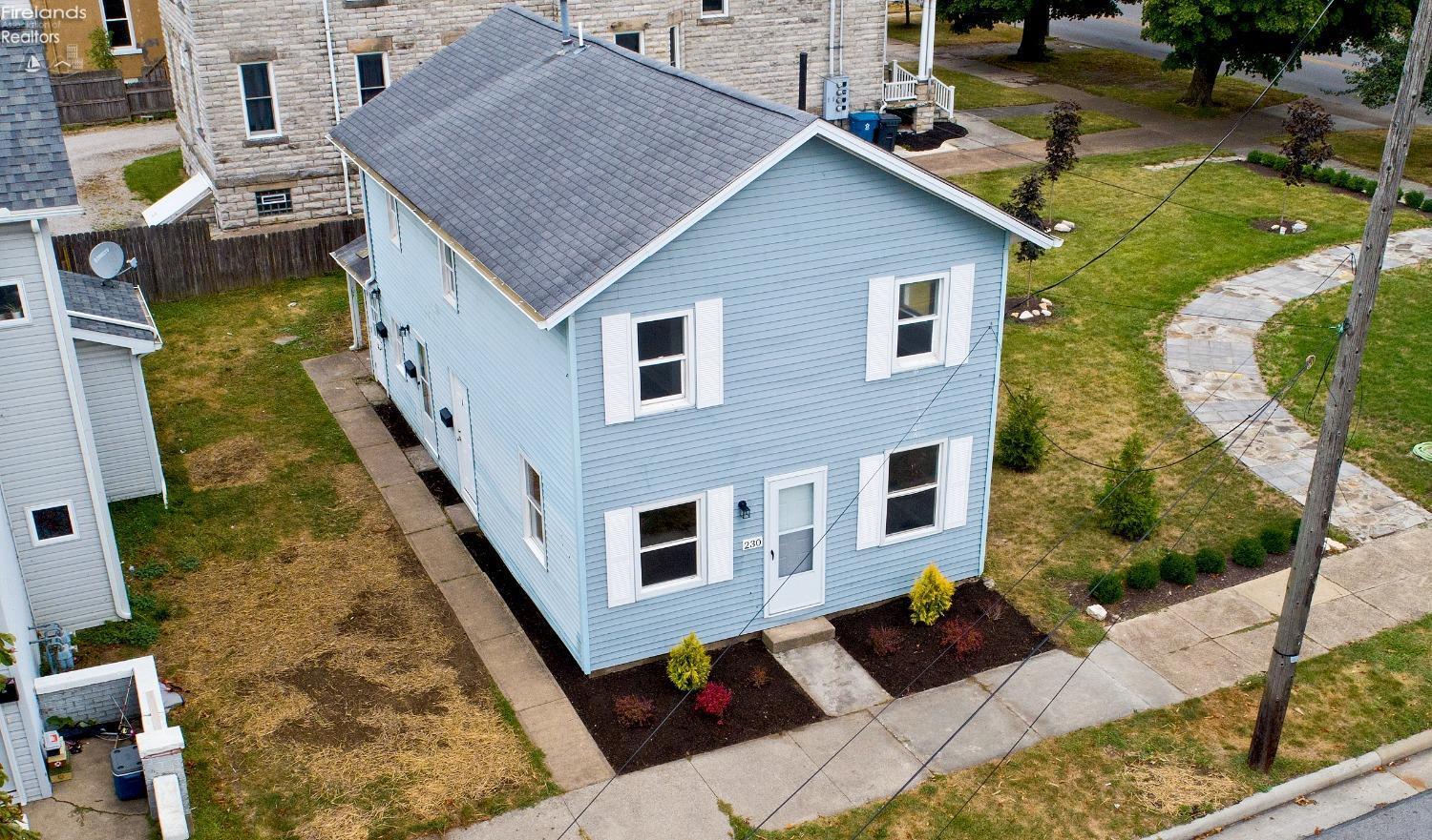 Photo - 230 Lawrence St