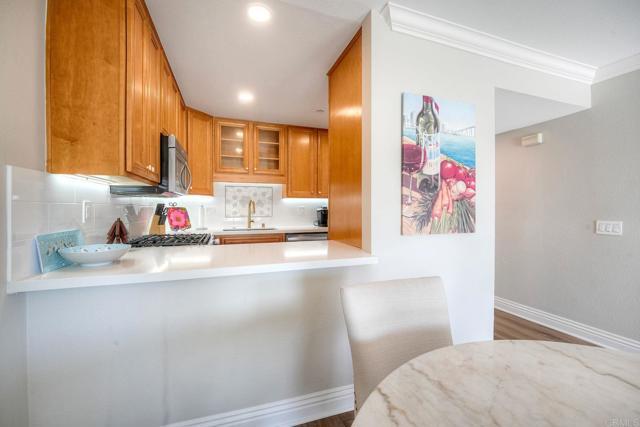 Photo - 7509 Ave Unit 309