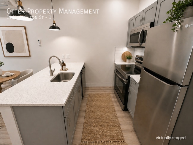 Photo - 1464 N Wilton St Unit 1