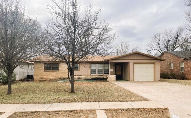 Building Photo - 3013 45th St Rental