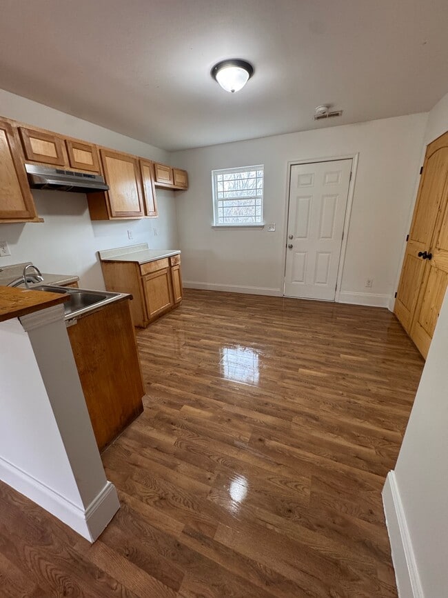 Photo - 4116 Dorris St