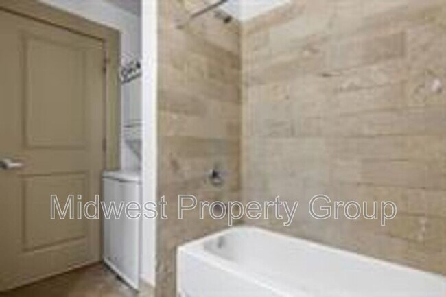 Photo - 4244 Chouteau Ave