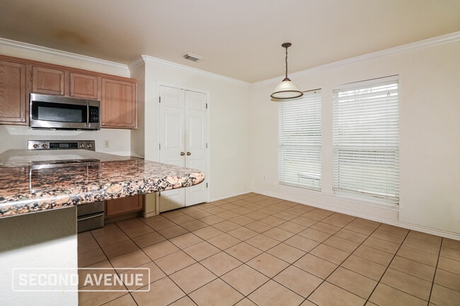 Photo - 6010 Suffolk Dr