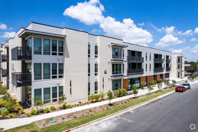 Travis Flats Apartments For Rent in Austin, TX | ForRent.com