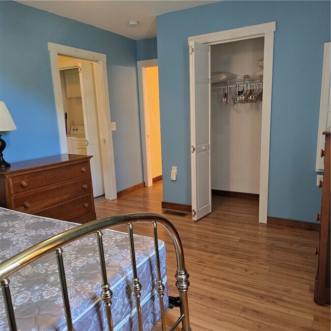 Photo - 1421 King Hill Rd