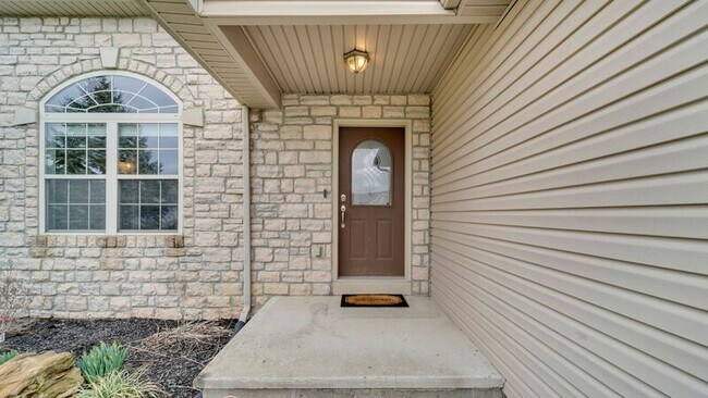 Photo - 167 Carriage Pl
