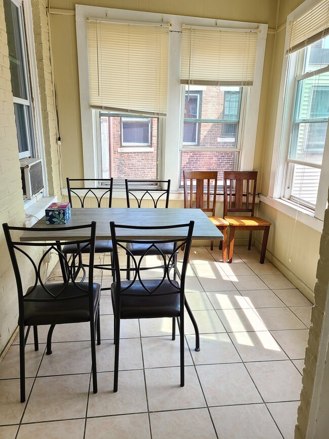 30 Glenville Ave Unit 3