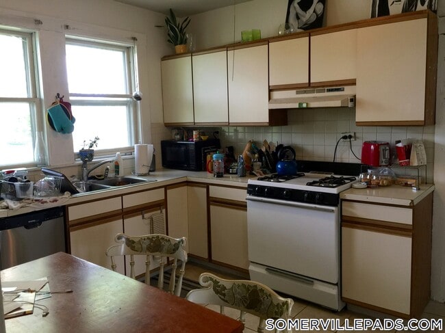 Photo - 39 Waterhouse St Unit 2