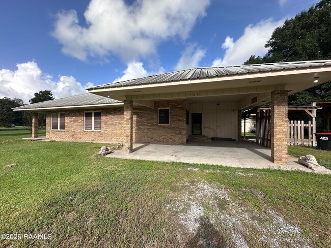 1704 Savoy Rd