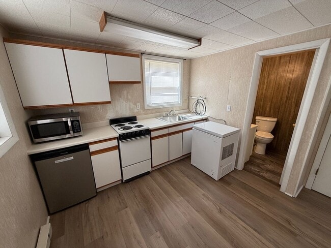 Photo - 825 N Broadway Ave Unit 825-3