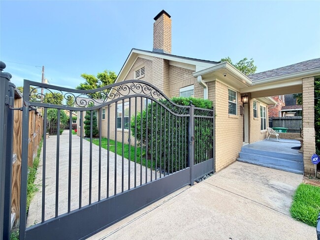 Photo - 8234 Bonner Dr