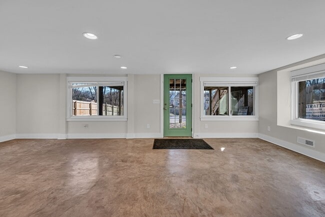 Photo - 1202 Kirkland Ave