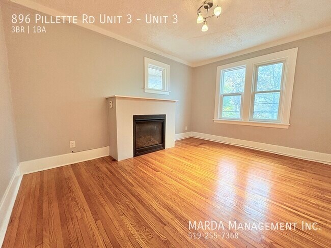 Photo - STUNNING 3BEDROOM/1BATH APARTMENT WITH MODERN UPGRADES + HYDRO & GAS Unit 3