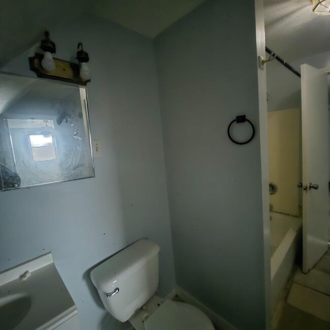 Photo - 3205 W 120th St