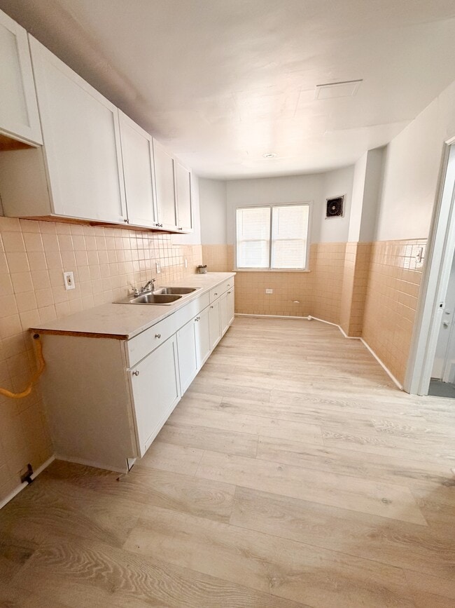 Photo - 18961 Steel St