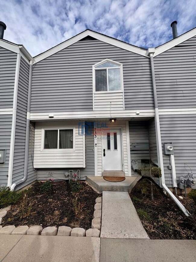 Building Photo - 233 S Nome St