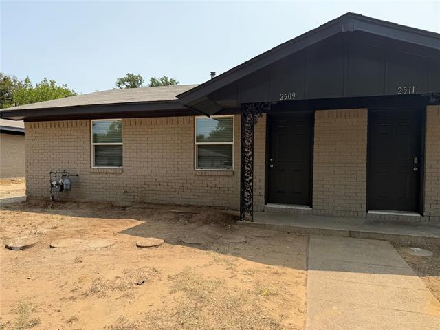 Building Photo - 2509 Normont Cir