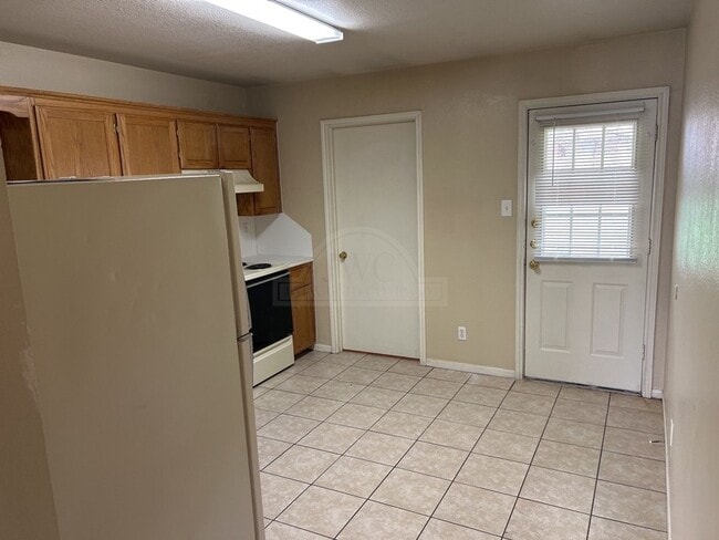 Photo - 1905 Windward Dr