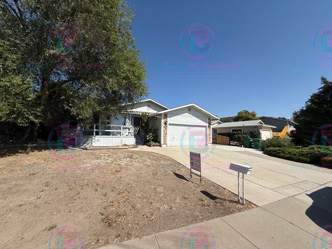 Building Photo - 1/2 Month Free!! 3BR/2BA Single-Story with...