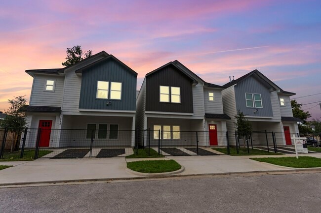 Photo - 1513 Egypt St