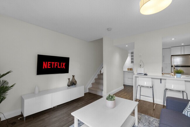 70 Douro St Unit SI ID1403787P