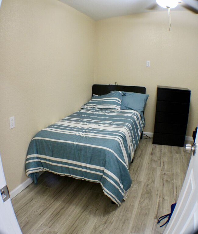 Photo - 1141 Katy St