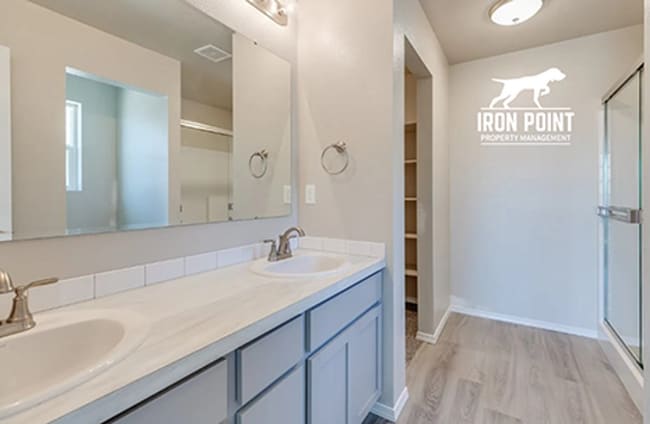 Photo - 1449 W Crooked River Dr