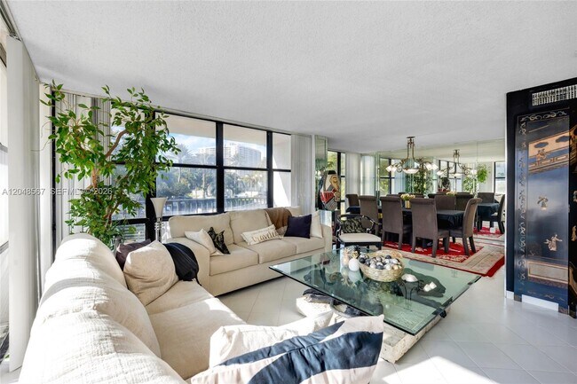 Photo - 800 Parkview Dr Unit 230