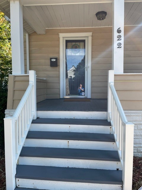622 N Forest Ave