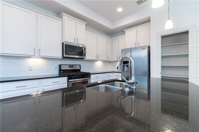 Photo - 1410 Casa Dr