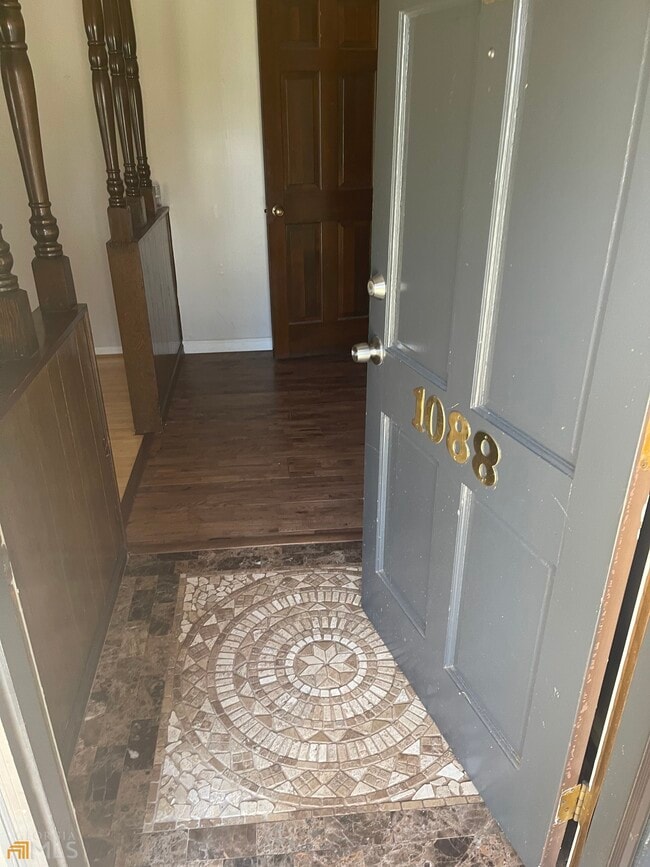 Photo - 1088 Sherrington Dr