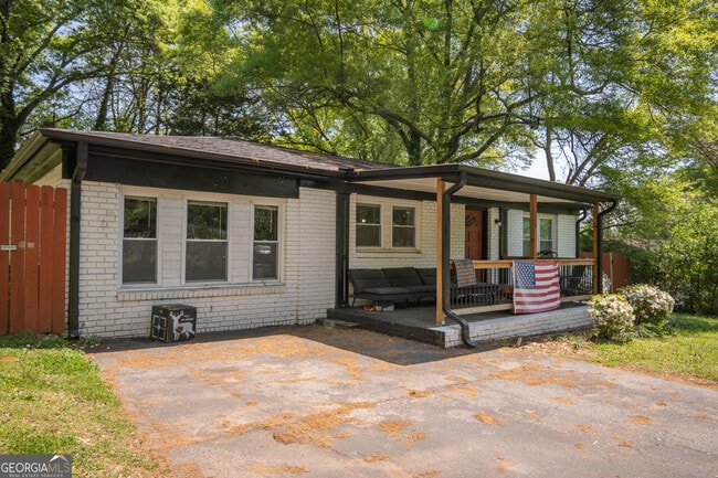 Photo - 120 Hillside St