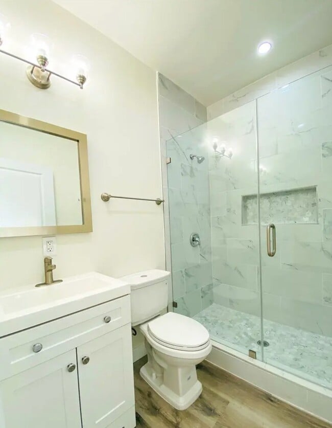 Photo - 4033 Adair St