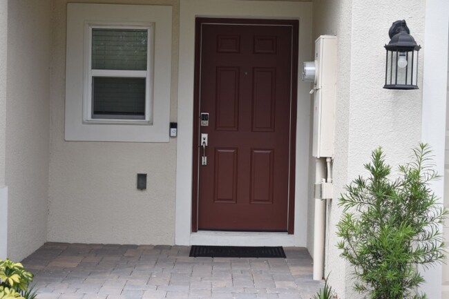 Photo - 2942 Canary Ave Townhome