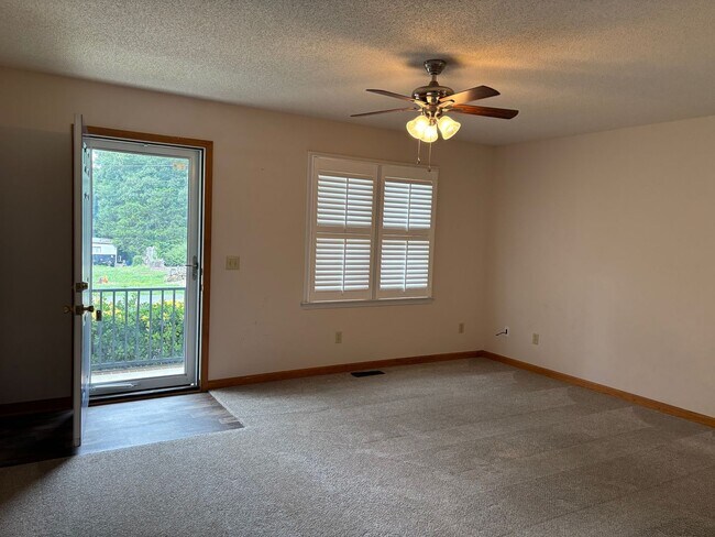 Photo - 1419 Unit 947 MCDERMOTT ST