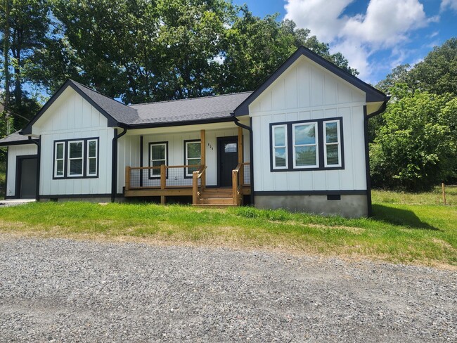 New Constructions-Riceville Area - New Constructions-Riceville Area House